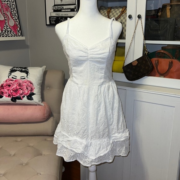 Hollister Dresses & Skirts - Hollister white summer dress
